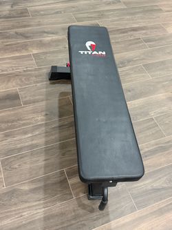 Titan Flat Bench