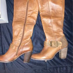 Women’s Steve Madden Size 7 Boots