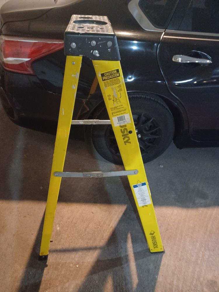 Husky 4ft Ladder Very Good Condition...$60