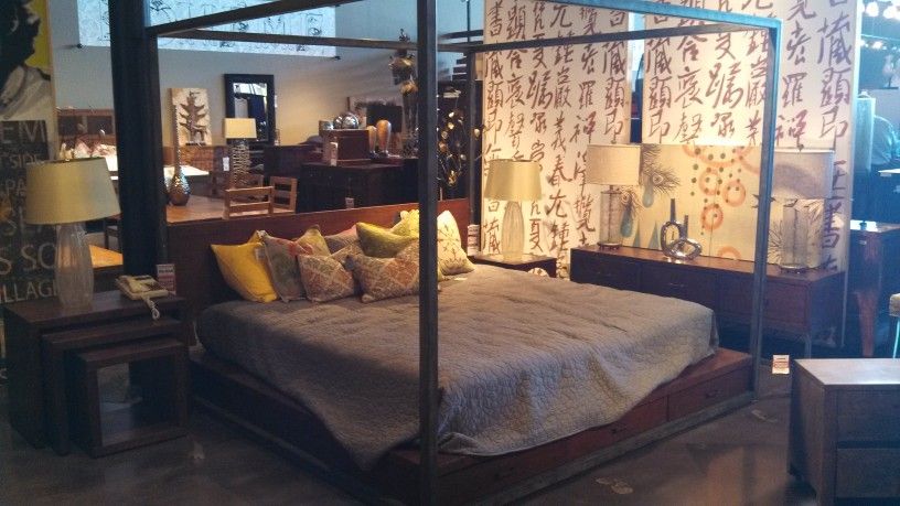 King Sized Canopy Bed Frame