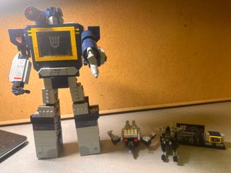 Lego Soundwave