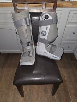 Aircast® AirSelect™ Standard Walker Boot