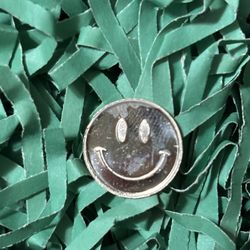 1 Gram .999 Fine Silver Happy Face Emoji