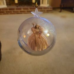 Glinda The Good Witch Arrives 2006