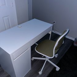 IKEA Micke Desk And Orfjall Chair