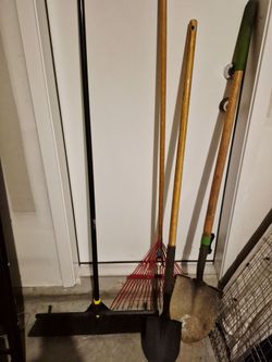 4 Lawn/Garden Items