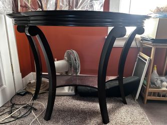 Bombay Company - 2 Tier Serving Table - 2001 Collection