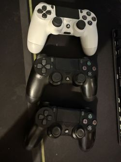 PS4 Controllers