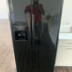 New Frigidaire Refrigerator 