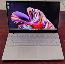 Dell touchscreen Laptop i5, 12gb ram 512gb SSD Win 11