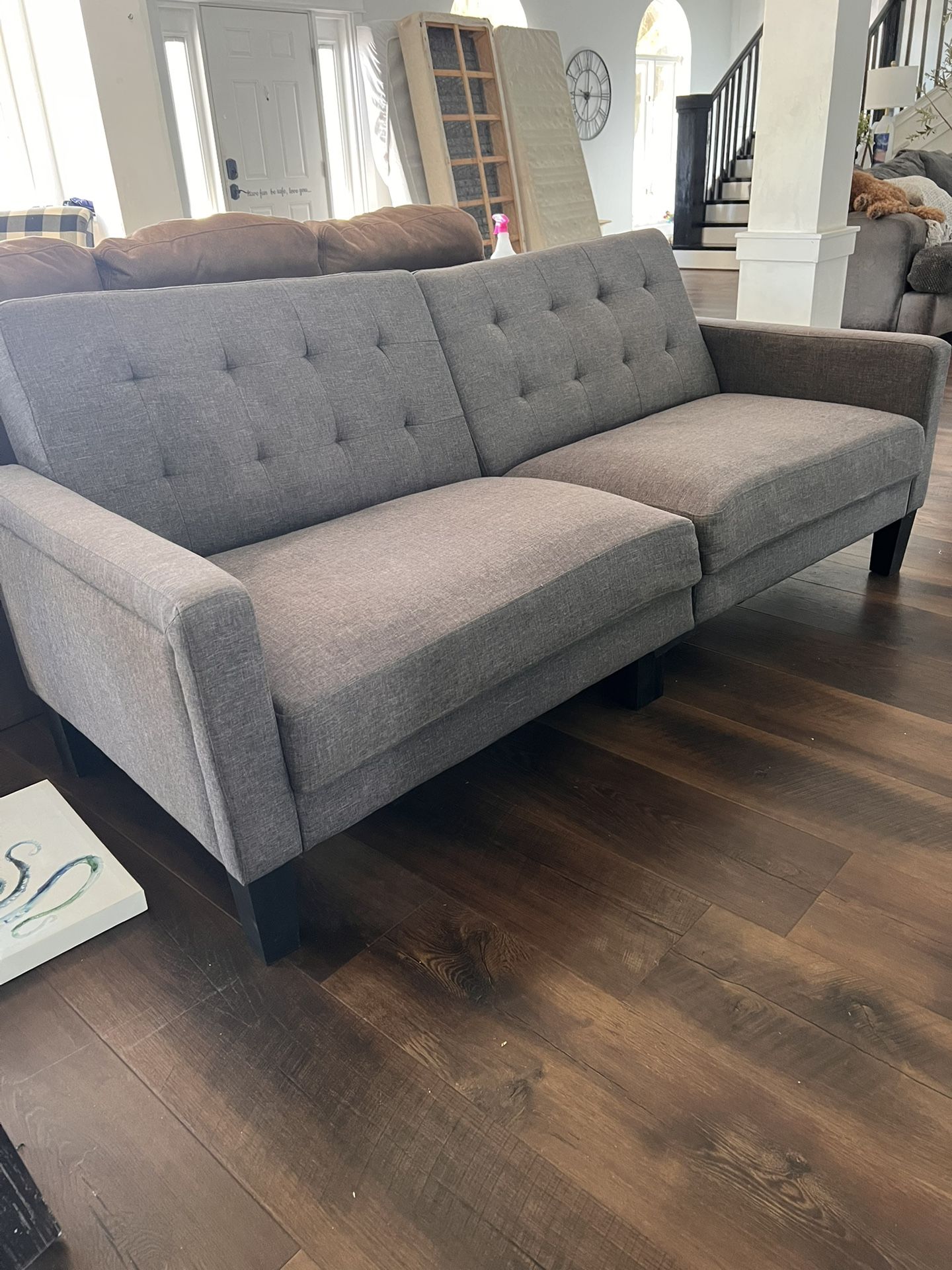 Couch/futon 