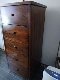 Tall chest of drawers Good shape