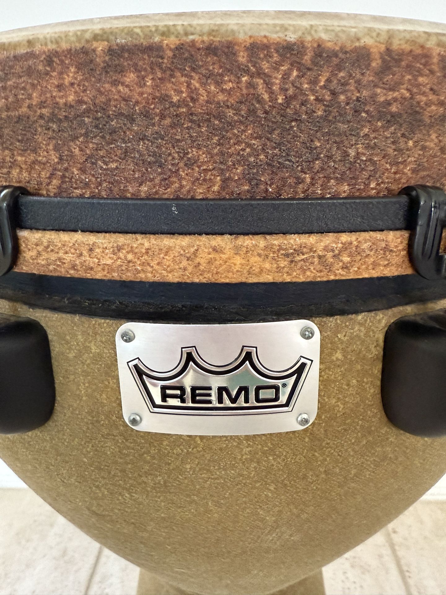 14” Remo Djembe. Excellent condition. Welcome to come and Try