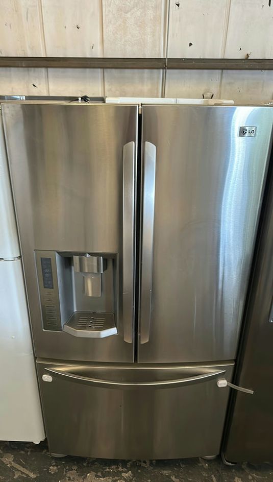 Stainless Steel LG French Door Fridge IceMaker