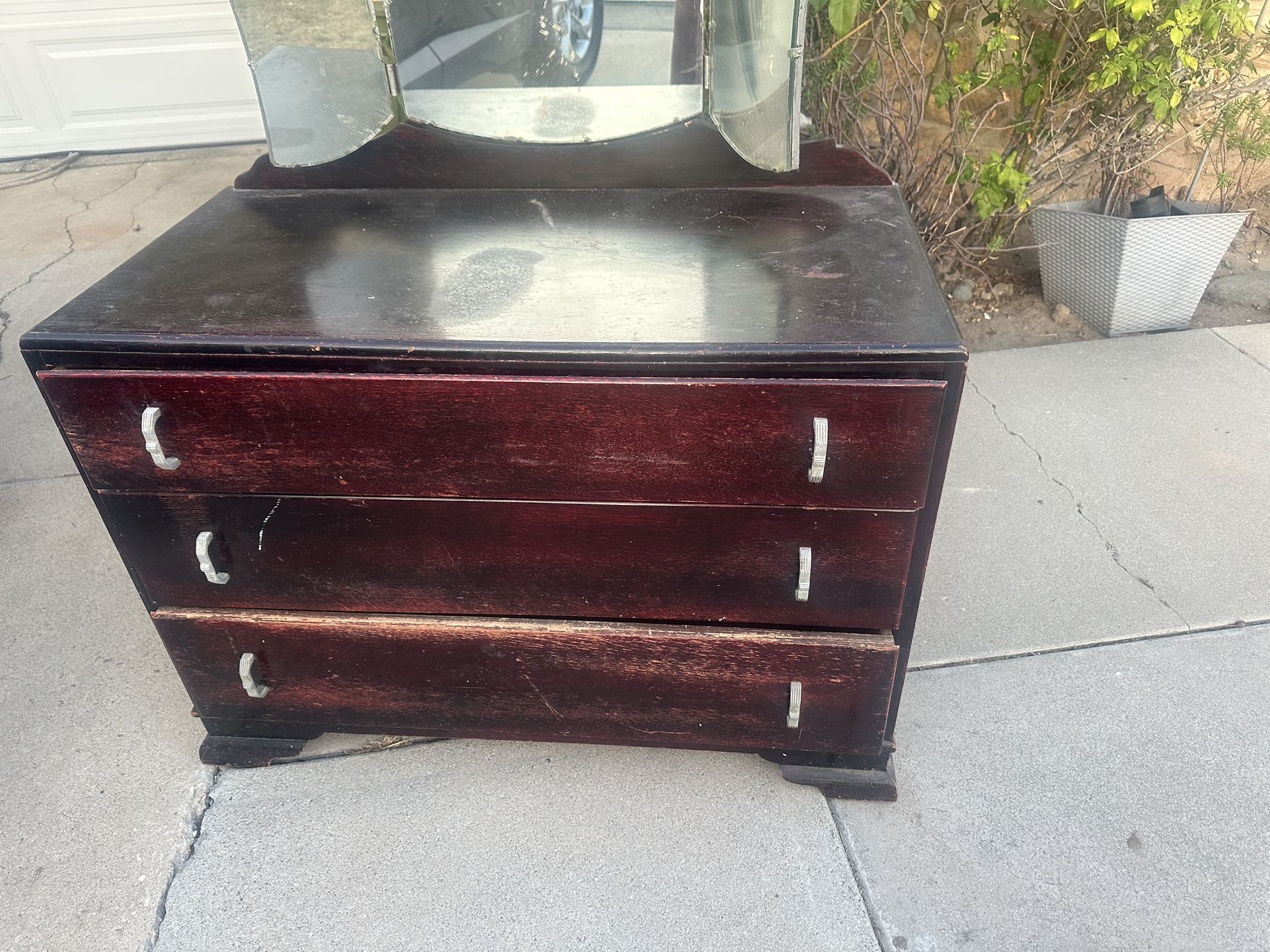 Beautiful Antique 3 Drawer Dresser FREE
