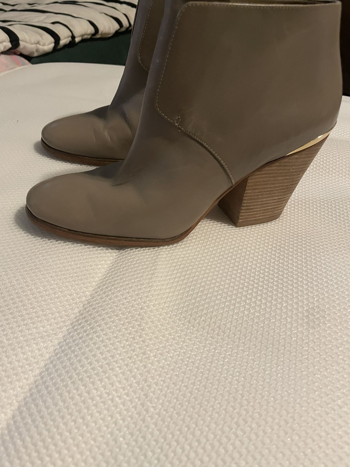 Women Boots