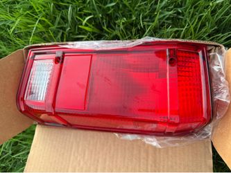 Right Ford Ranger Tail Light