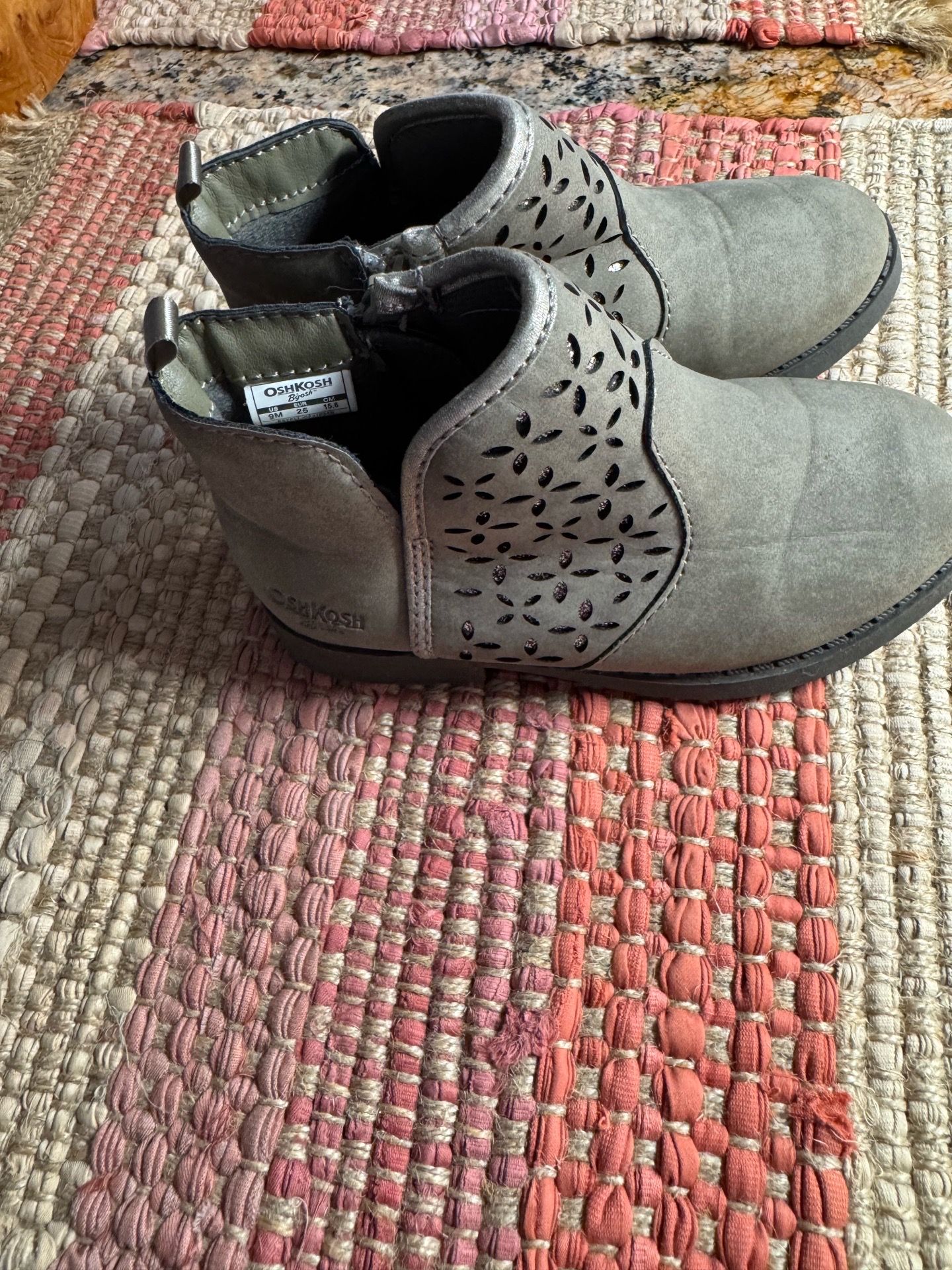 OshKosh B’gosh Girls Estell Ankle Boots w/ Zipper, Taupe, Toddler Size 9M