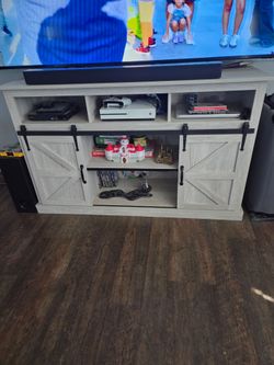 Tv stand