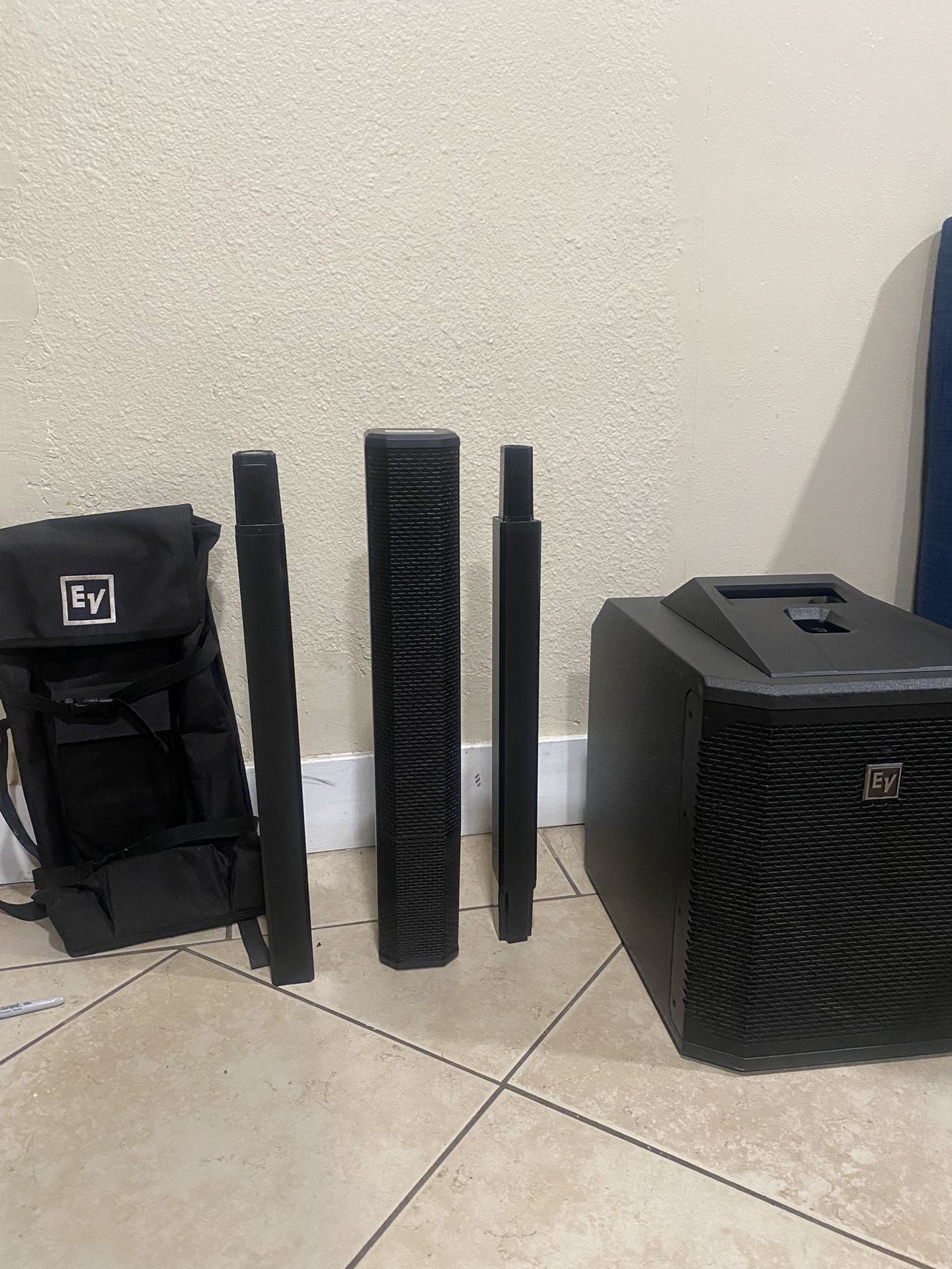 Top Seller Electro Voice EVOLVE 30M Portable Line Array PA System