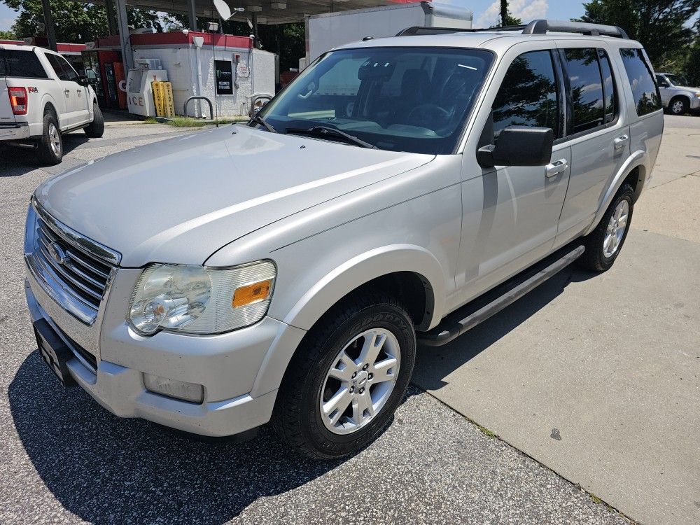 2010 Ford Explorer