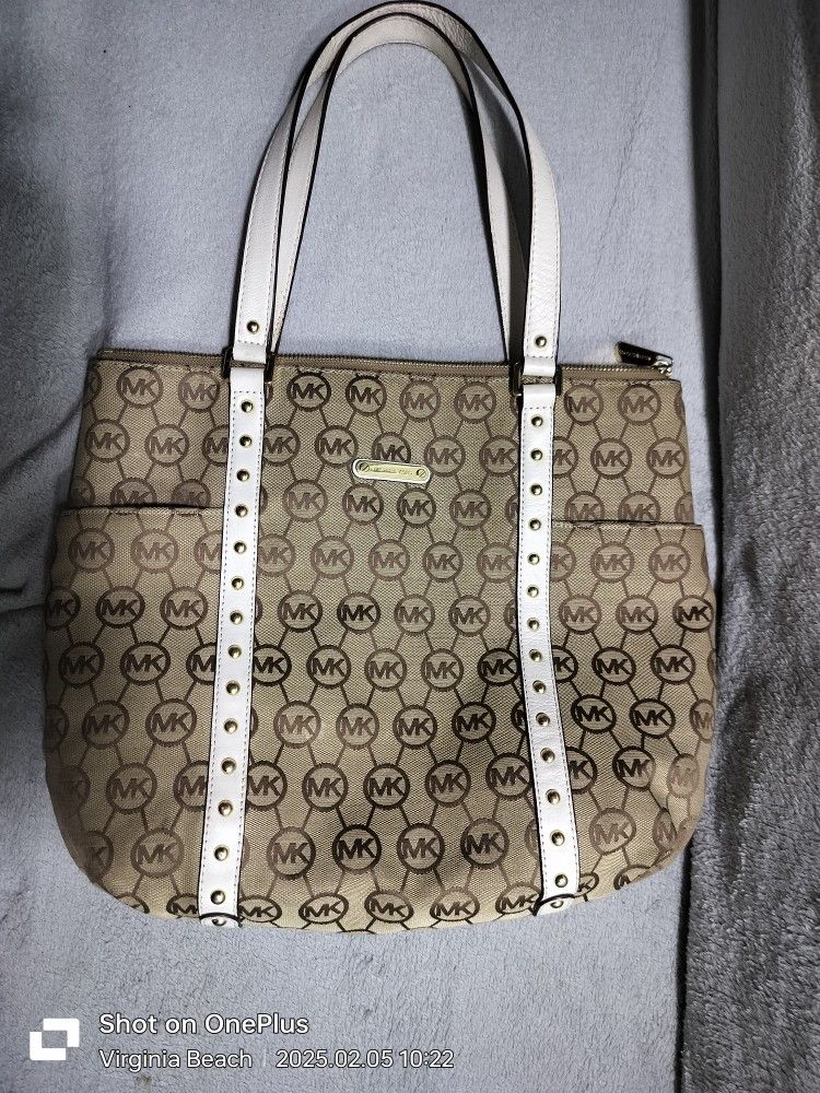 Michael Kors Purse 