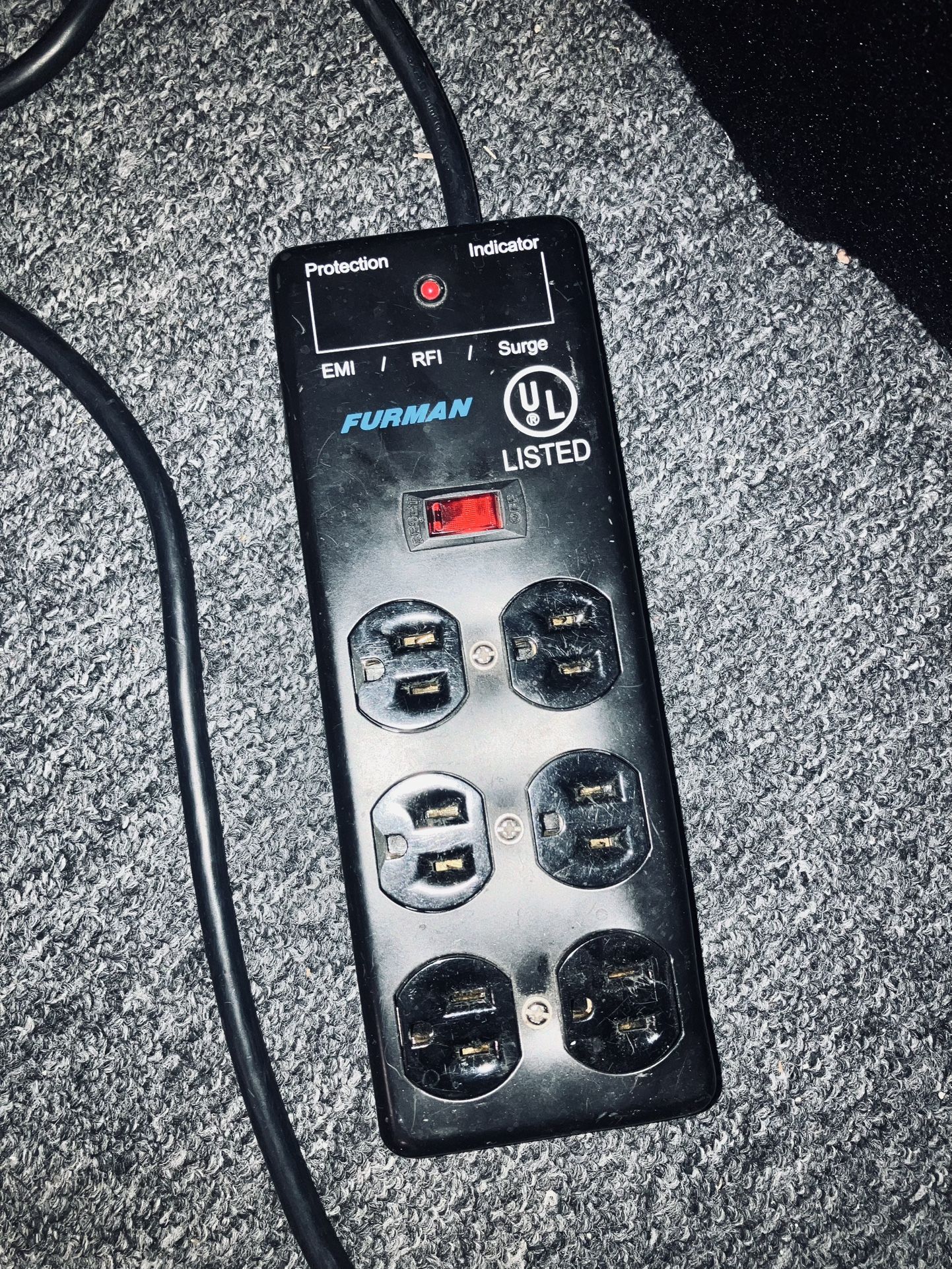 Furman UL Listed SS-6B Surge Block Power Strip