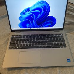 15 Inch Dell laptop - i7 16 GB RAM