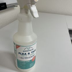 Flea & Tick Cedarwood Scent spray
