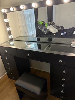 Vanity Desk