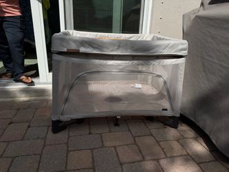 UPPAbaby REMI Playard | Travel Crib & Bassinet