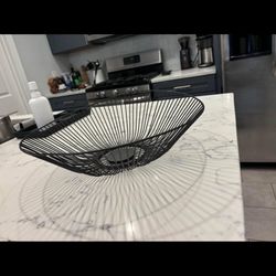 Iron Bread Or Fruit Basket