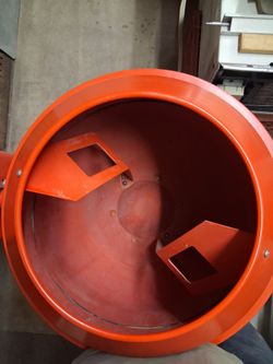Electric concrete or mortar mixer
