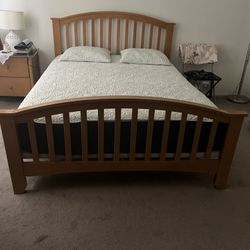Bedroom Set Great Condition 