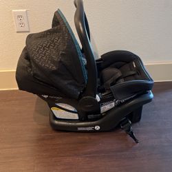 Graco Car seat 