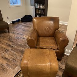 Pottery Barn Manhattan Leather Chair With Ottoman 