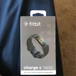 BRAND NEW Fitbit Charge 5 