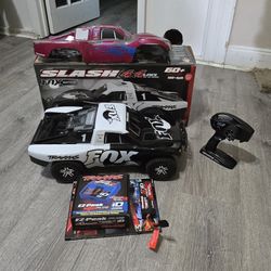 TRAXXAS SLASH 4X4 VXL