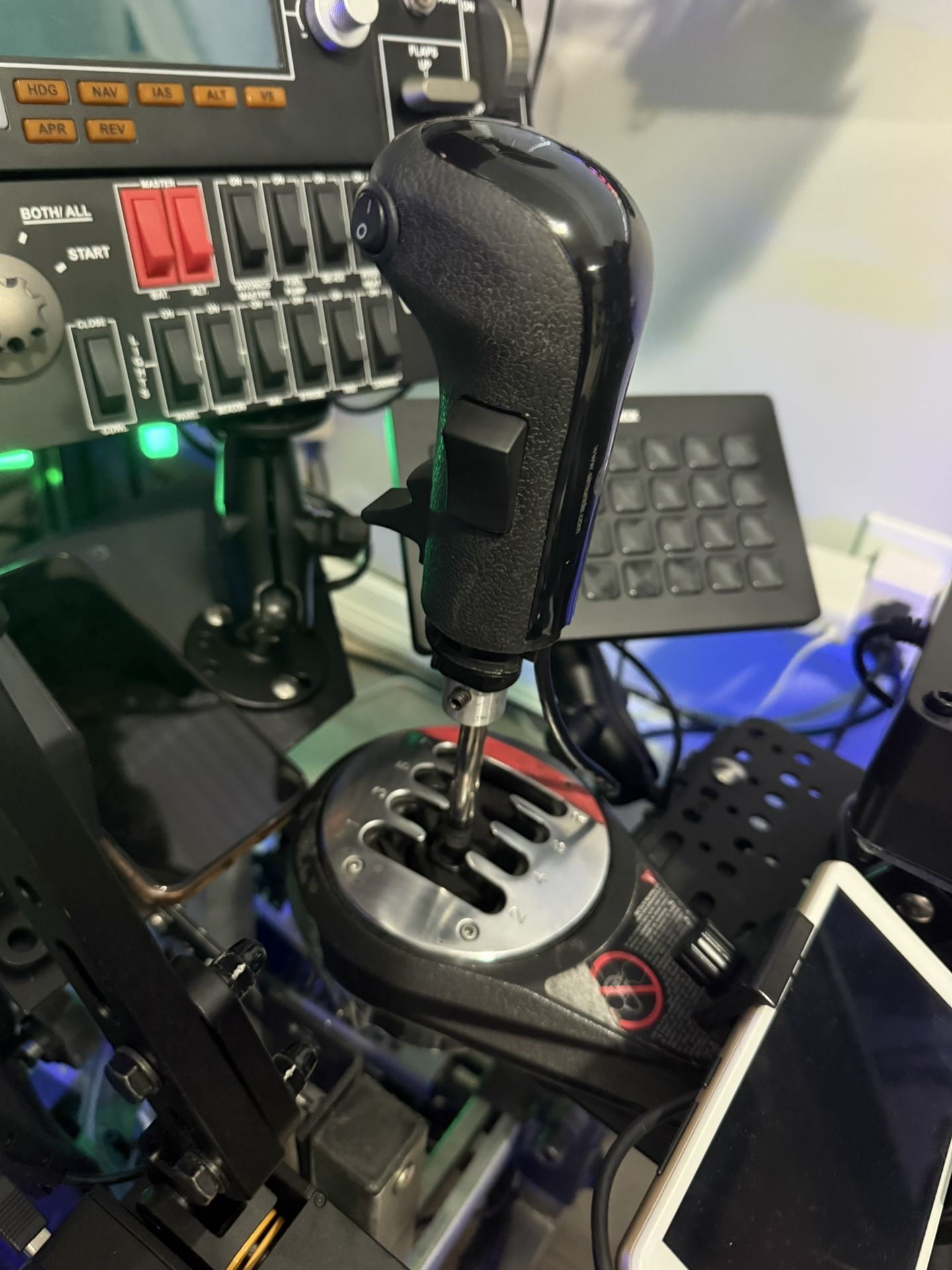 Thrustmaster Th8a Add-on Shifter 