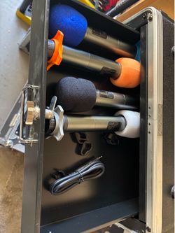 Wireless mic in car and drawer