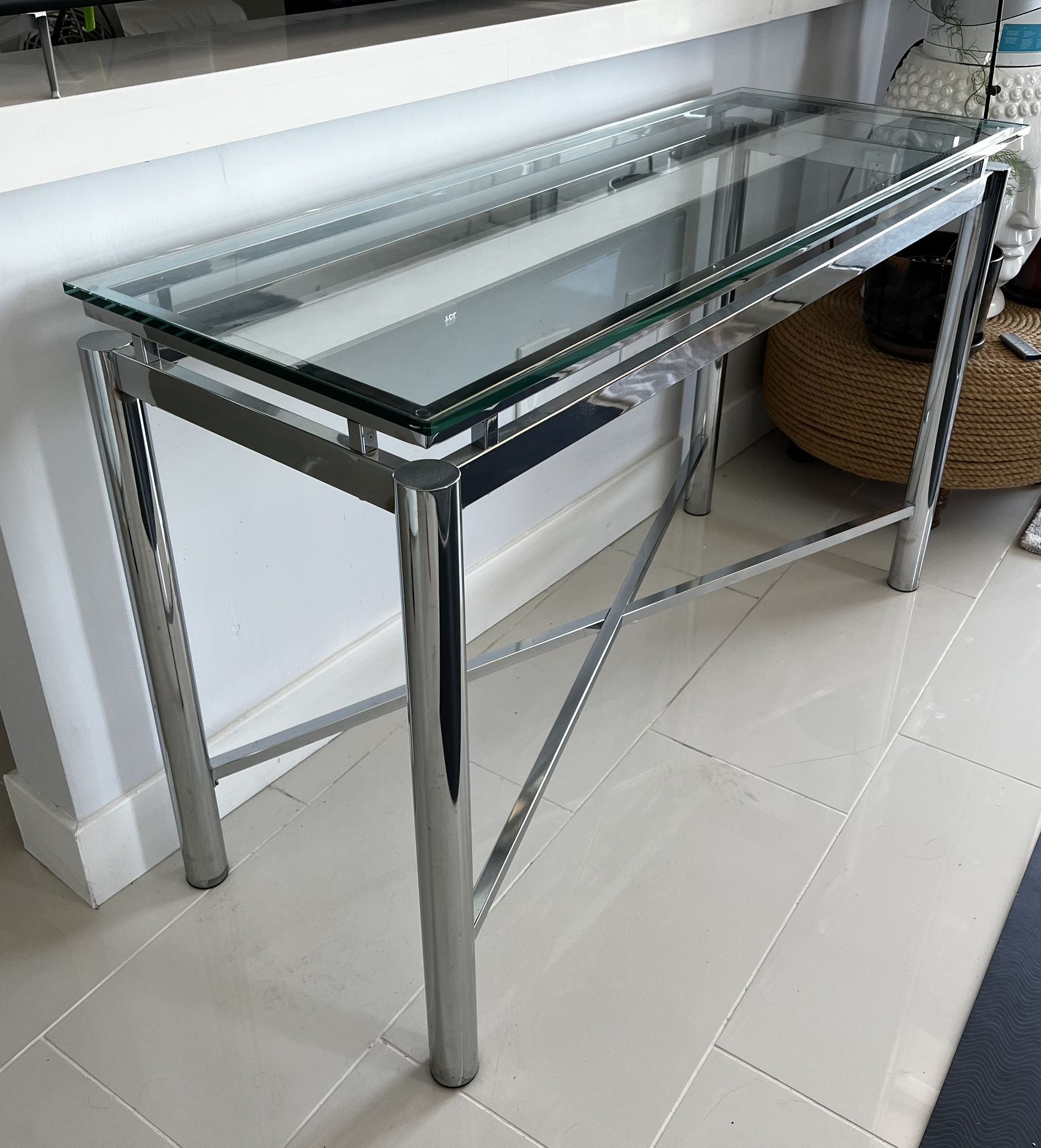 Beautiful Glass Top With Strong Metal Base