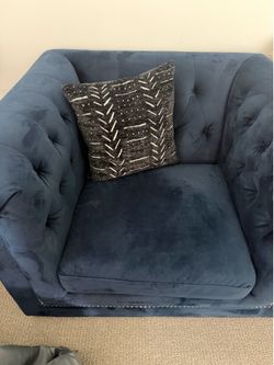 Large Royal Blue Velvet Chair