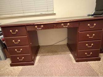 Laminate Wood Office Desk – Lockable Drawer + Durable Black Top