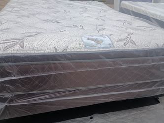 Brand new queen size pillowtop mattress and box spring free delivery depends on location