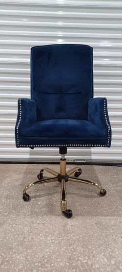 CLASSY BLUE VELVET EXECUTIVE CHAIR