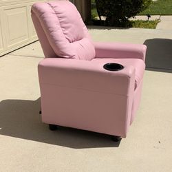 Kids/Toddlers Pink Recliner Chair with Cupholder