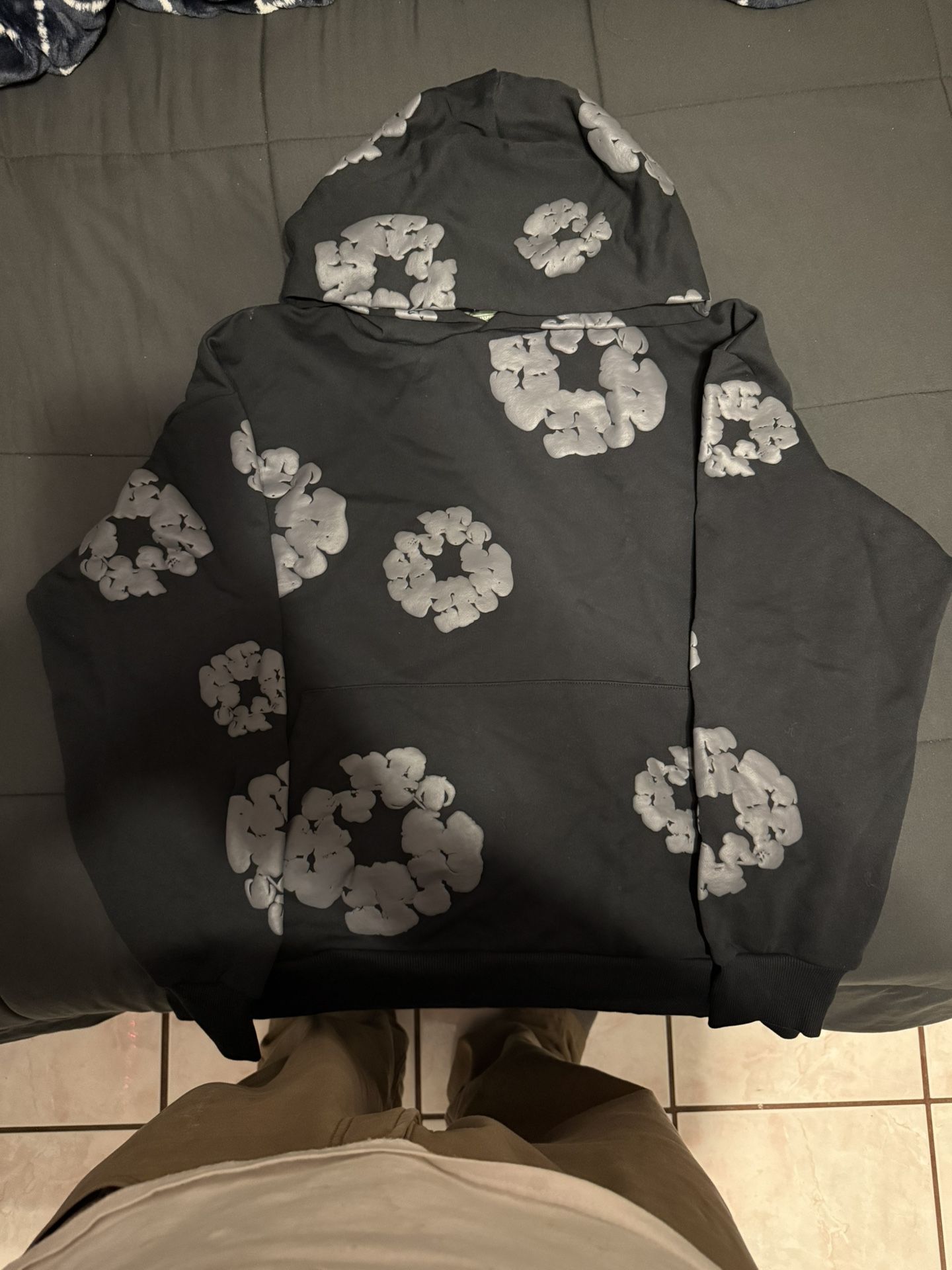 Black Denim Tear Hoodie SIZE S