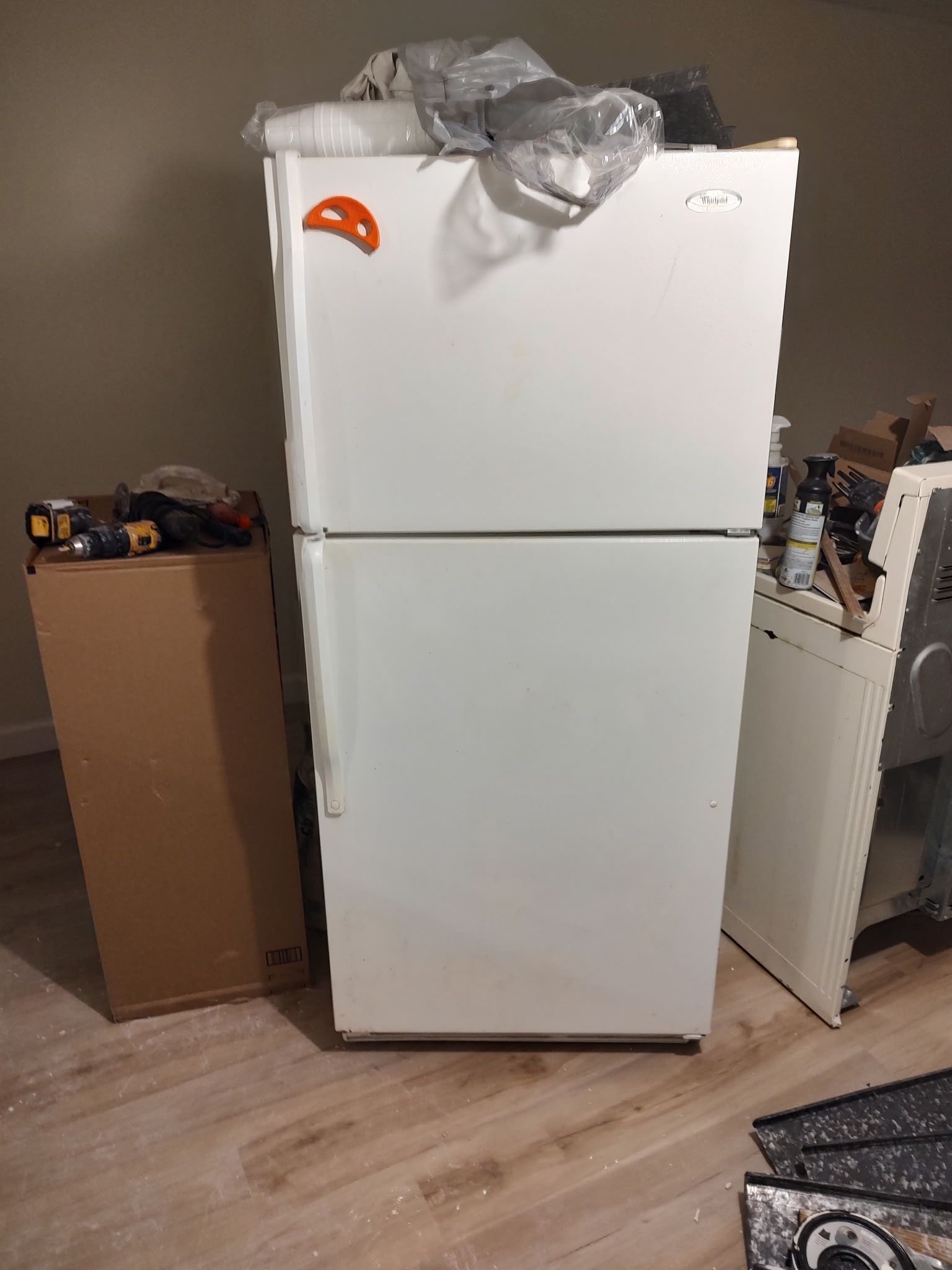 Refrigerator