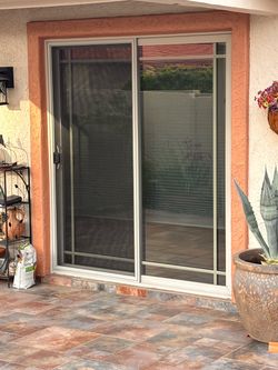 Bug screen sliding screen door
