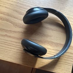 Beats Studio Pros Noise Cancellation 